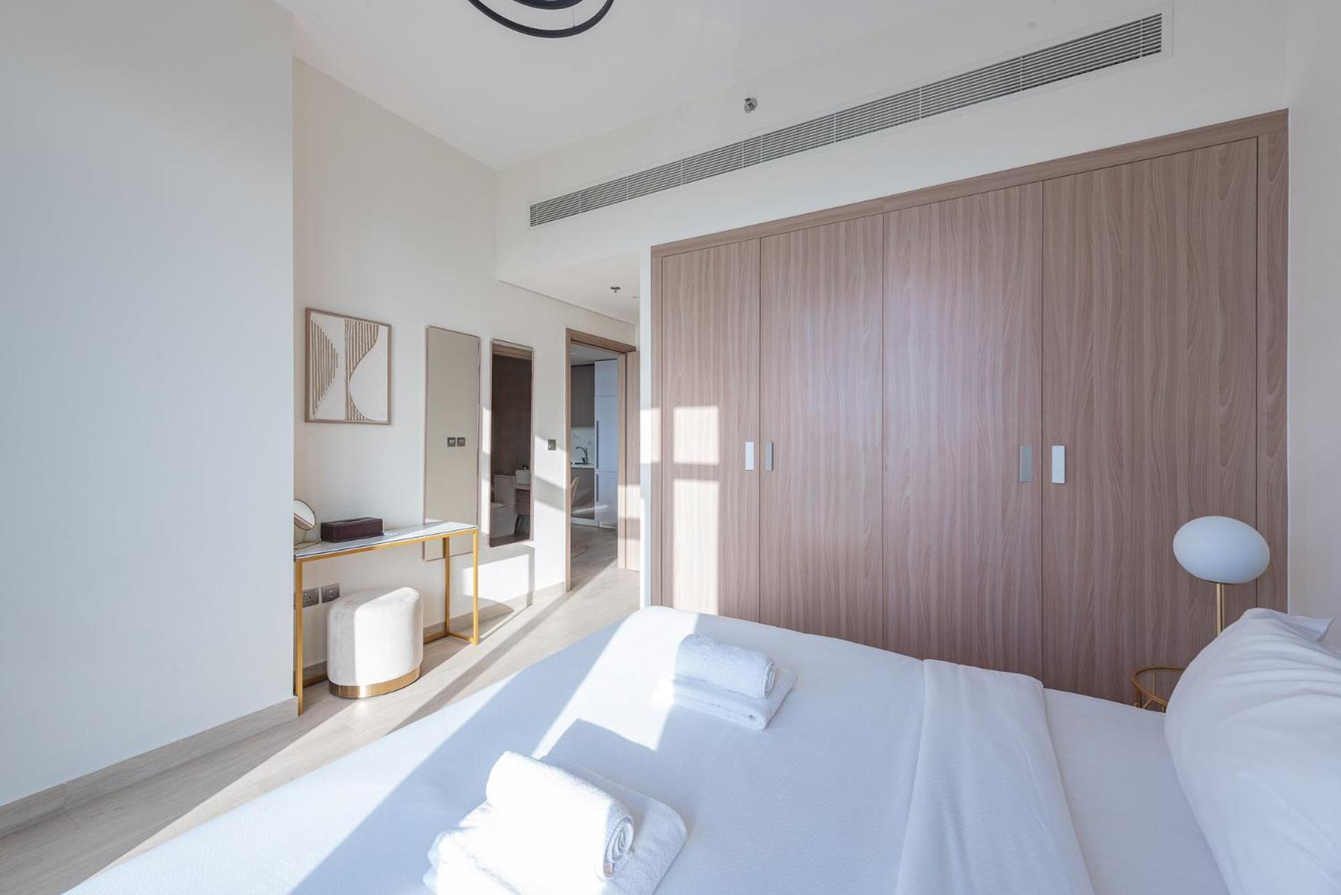 Апартаменти Cozy & Convenient 1Br Haven In Al Jaddaf Дубай Екстер'єр фото
